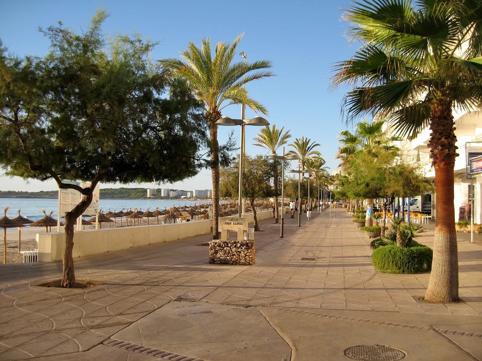 Die Promenade von Cala Millor.