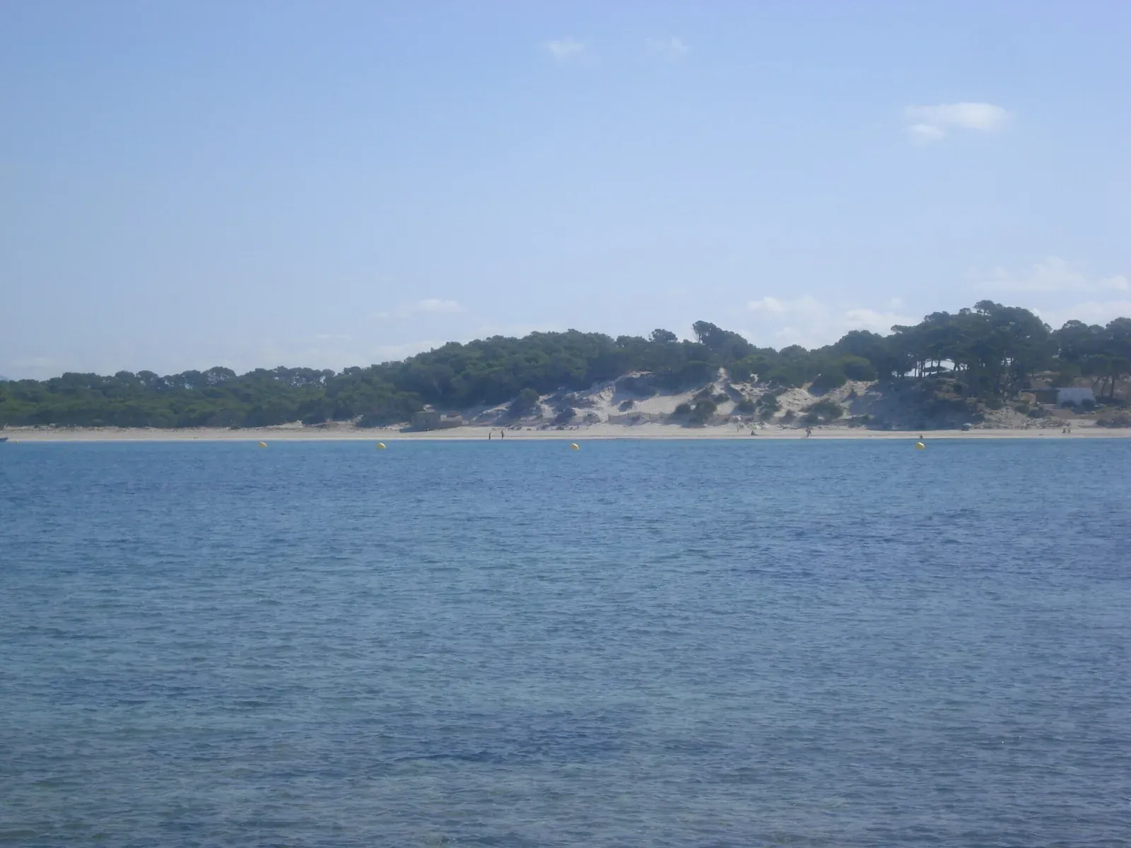 Der Strand Es Carbó bei Colònia de Sant Jordi.